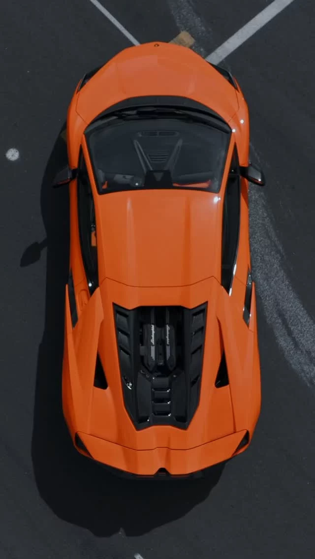 Beyond roads. Beyond limits.Introducing the new SEABOB SE63 for Automobili Lamborghini#AutomobiliLamborghini #SEABOB #justbreaklimits