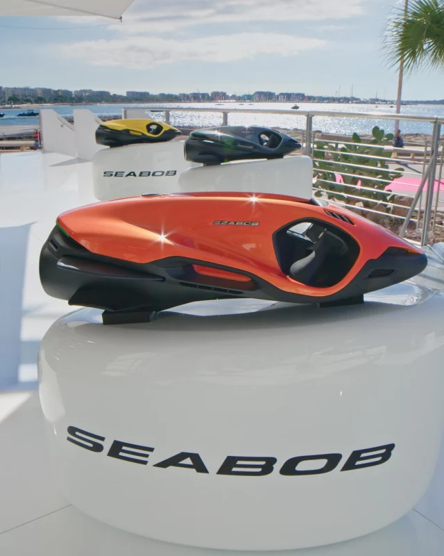 A perfect view. From every angle.

The new SEABOB F9S - Design by STUDIO F.A. PORSCHE

To be featured tag @seabob_official and use #SEABOB

#yachting #yachttoys #waterscooter #lifestyle #bucketlist #watertoys #seatoys #SEABOBF9