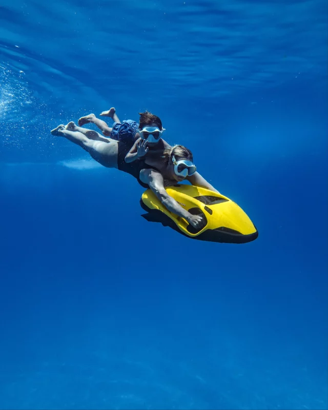 From little splashes to big adventures.

@thebucketlistfamily 

To be featured tag @seabob_official and use #SEABOB

#yachting #yachttoys #waterscooter #lifestyle #watertoys #bucketlist #corememories