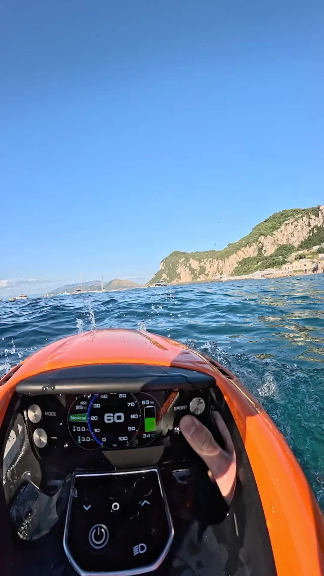 Your view. Your moment. Your ride.

From the instant you take control, the water transforms – every movement becomes sharper, every reaction more direct.

You feel the precision, the power, the freedom.

It’s not just a perspective.
It’s the pure essence of SEABOB performance, experienced exactly as it should be: from the centre of control.

#SEABOB #waterscooter #watertoys