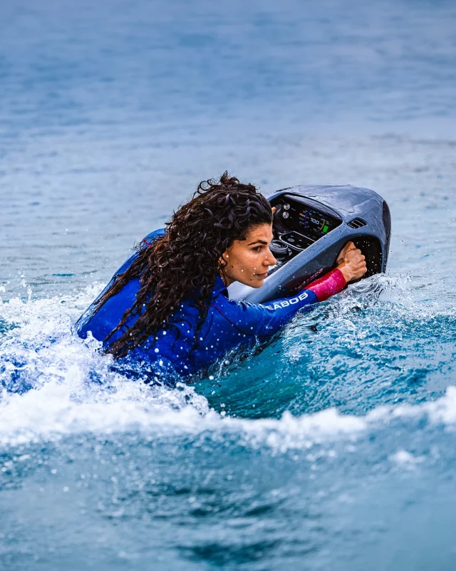 Elegance can be fast.

The SEABOB F9 – Design by Studio F. A. Porsche proves it with every ride.

#SEABOB #PorscheDesign #yachttoys #watertoys