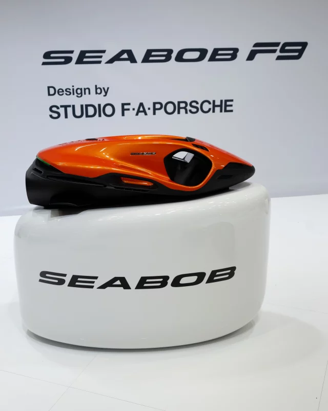 A clear expression of design, shaped by precision and purpose.

The SEABOB F9 - Design by Studio F. A. Porsche.

#SEABOB #PorscheDesign #yachttoys