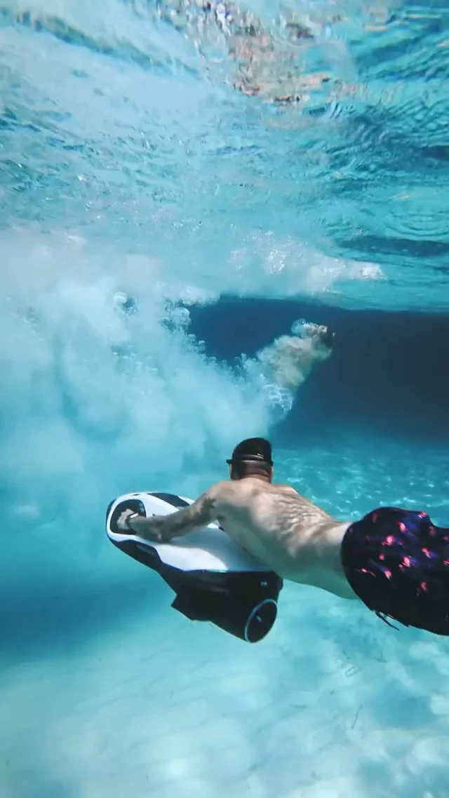 The SEABOB F9 sets the pace in the waters of Ibiza.

Gliding through crystal-clear seas with precision, power and effortless control - every movement feels intentional, every second unforgettable.

@windroseibiza @balearic_lens

#SEABOB #PorscheDesign #yachtlife #yachttoys