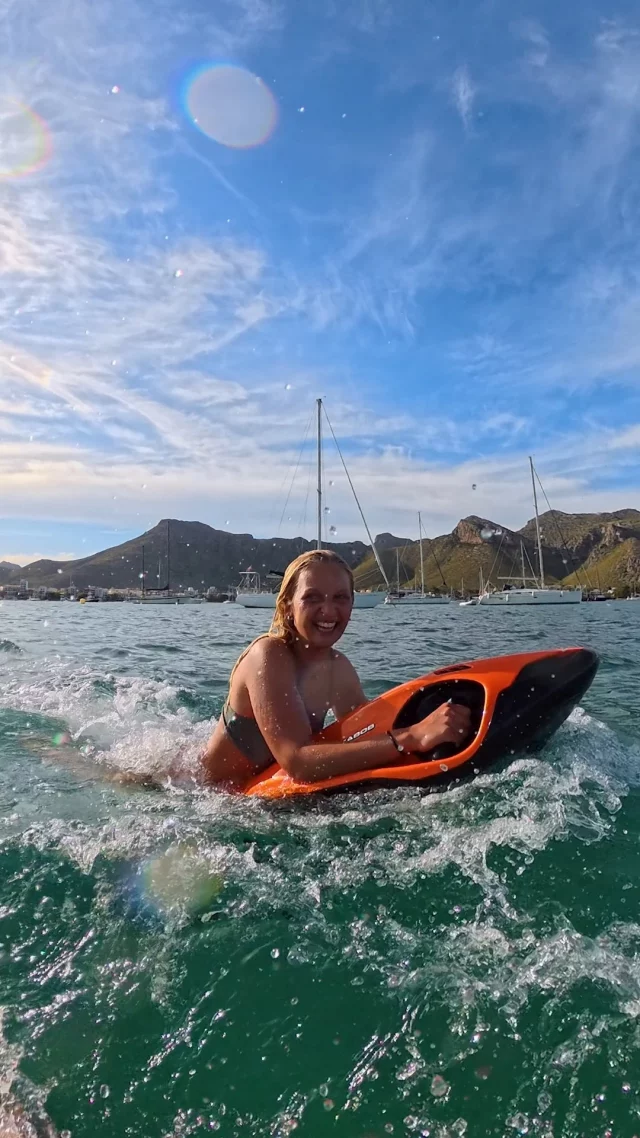 This is pure joy.

Grab your friends and jump in the water for your ultimate SEABOB adventure. Because the sea is better when shared.

#SEABOB #waterscooter #boatday #mallorca