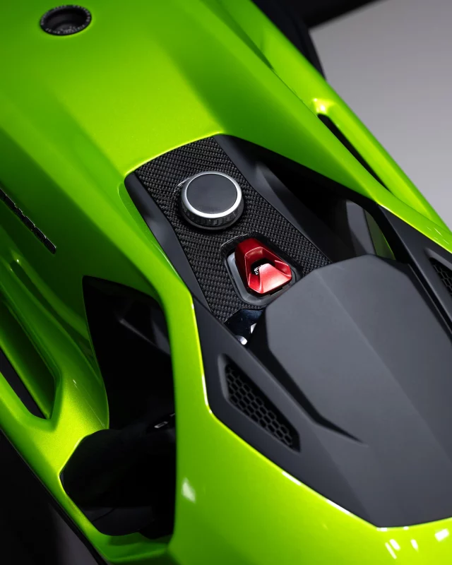 Where engineering becomes art: the SEABOB SE63 for Automobili Lamborghini is a statement in motion. 

Each element is meticulously designed to reflect a legacy of iconic aesthetics and uncompromising innovation. 

More than performance, it’s a celebration of form - bold, refined and unmistakably remarkable.

#SEABOB #AutomobiliLamborghini #justbreaklimits #waterscooter #yachttoys