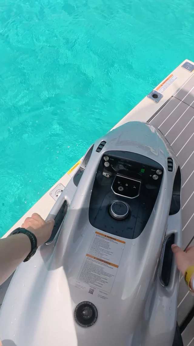 Some moments need to be experienced because you can’t explain them.

With the SEABOB F9, every movement becomes smooth, powerful and completely your own.

#SEABOB #waterscooter #yachttoys