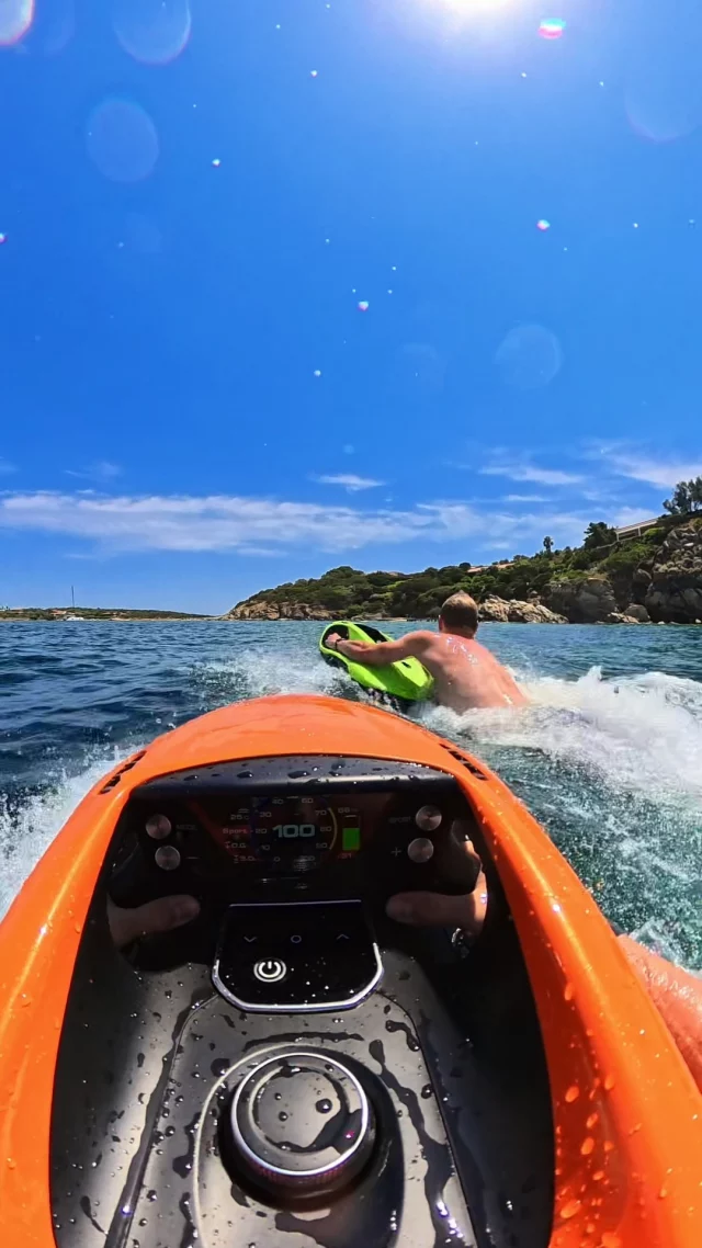Days you never want to leave behind >>>

Just you, your friends, the SEABOB F9 and the freedom of the ocean.

#SEABOB #PorscheDesign #yachttoys  #bucketlist