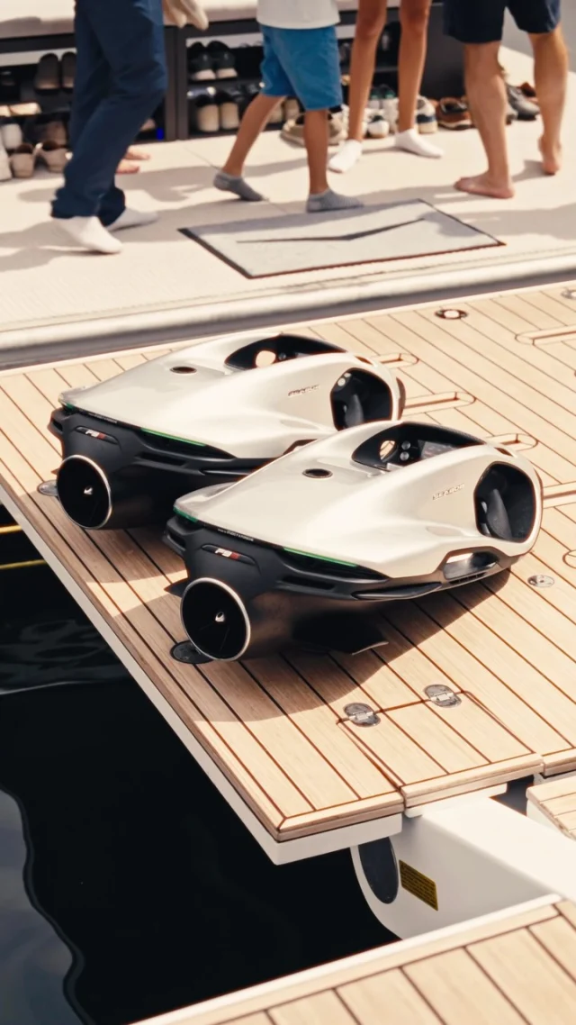 Where yacht life meets watersports.

Don’t miss your chance to see the SEABOB F9 series for yourself at the Fort Lauderdale International Boat Show 2026. 

Three more days to go.

28 Oct. – 01 Nov. 2026
Bahia Mar | Booth 1070  
Convention Center I Booth 2038

#SEABOB #FLIBS #waterscooter #yachttoys #yachting