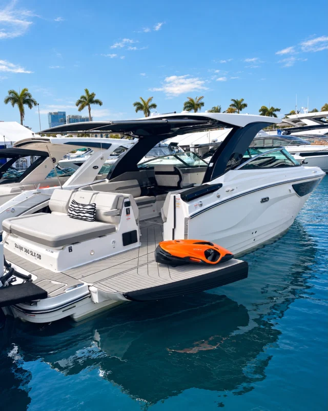 The perfect addition for your boat days. 

SEABOB brings a whole new dimension to every adventure on the water. 

Discover the possibilities at the @flibsofficial 2026.

28 Oct. – 01 Nov. 2026
Bahia Mar | Booth 1070  Convention Center I Booth 2038

#SEABOB #FLIBS #waterscooter #watertoys #boating